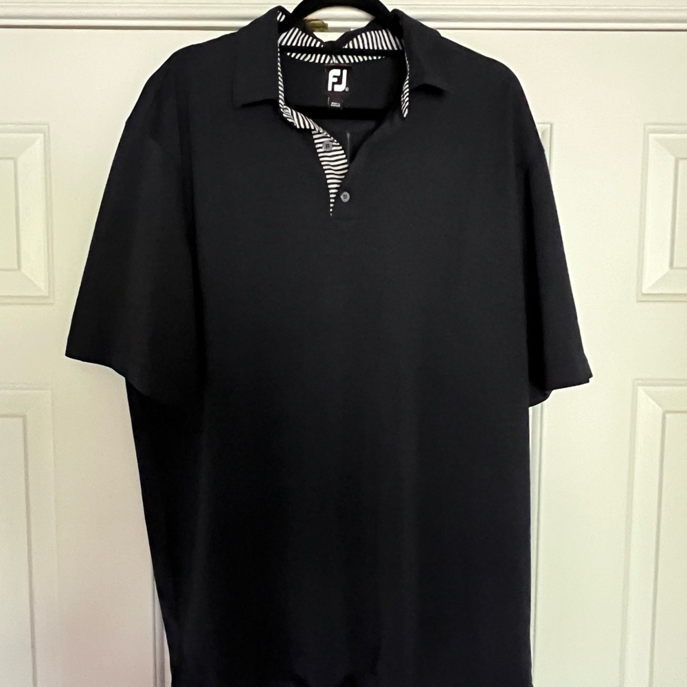 Footjoy short sleeve shirt, size XL